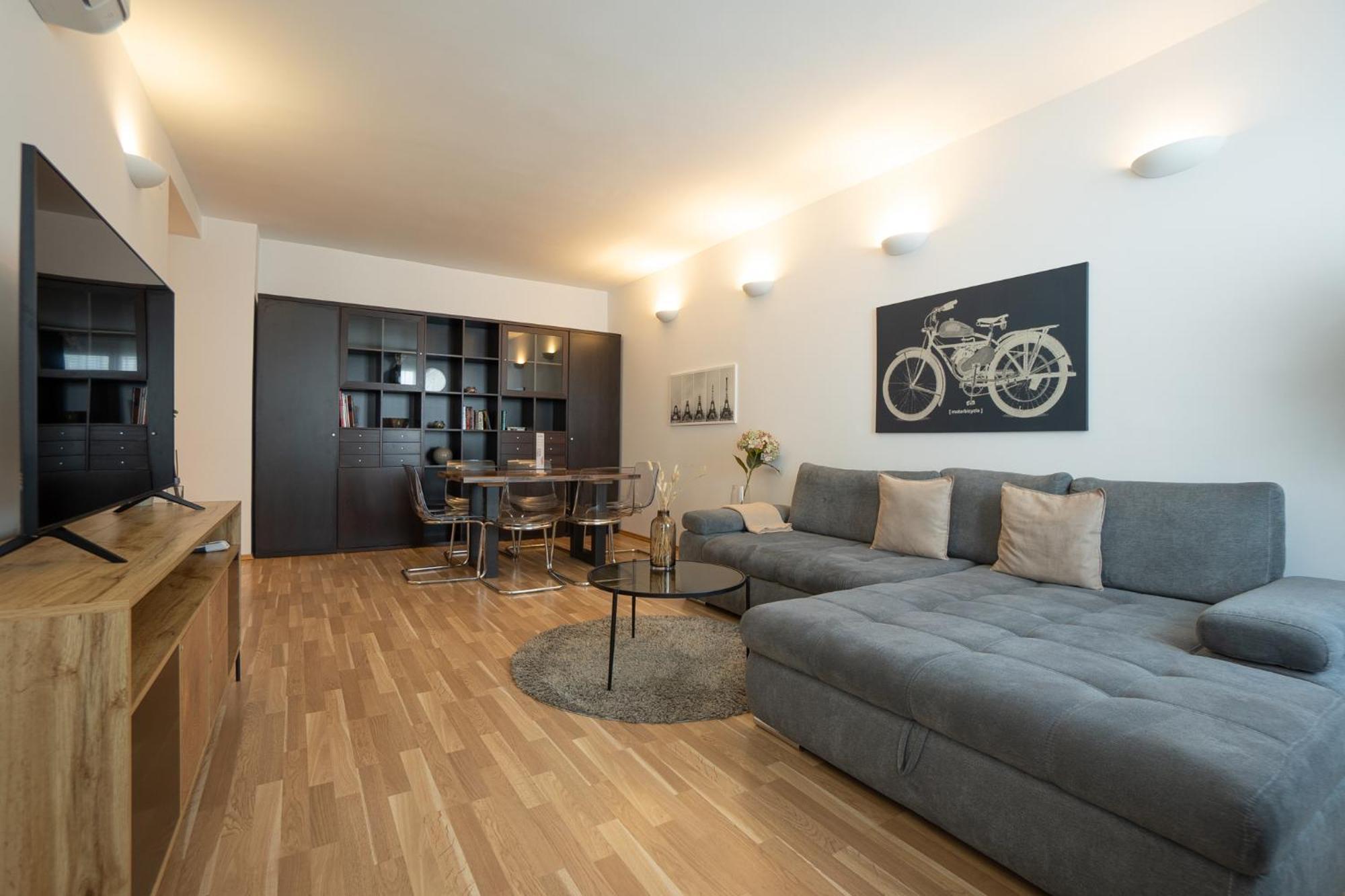 Charming Apartment With Balcony, Close To Stephansdom Cathedral Vienna Exterior photo