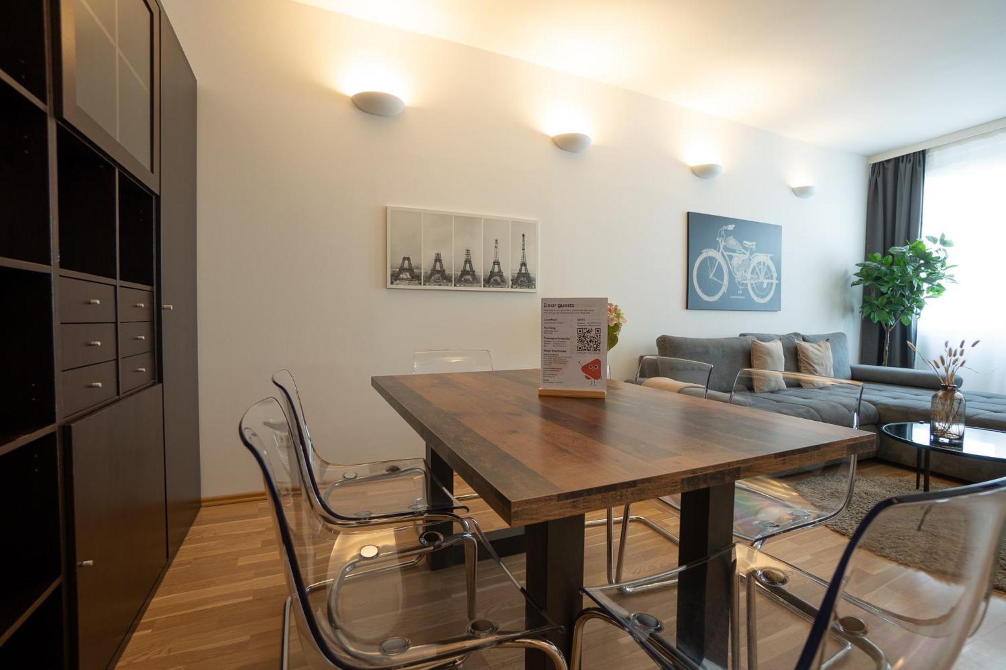 Charming Apartment With Balcony, Close To Stephansdom Cathedral Vienna Exterior photo