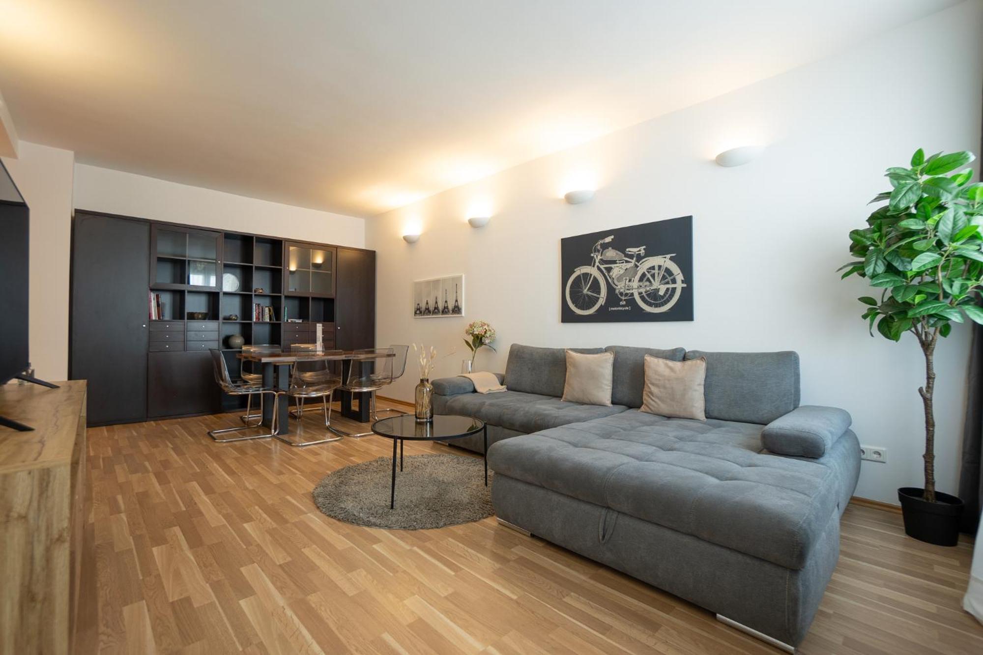 Charming Apartment With Balcony, Close To Stephansdom Cathedral Vienna Exterior photo