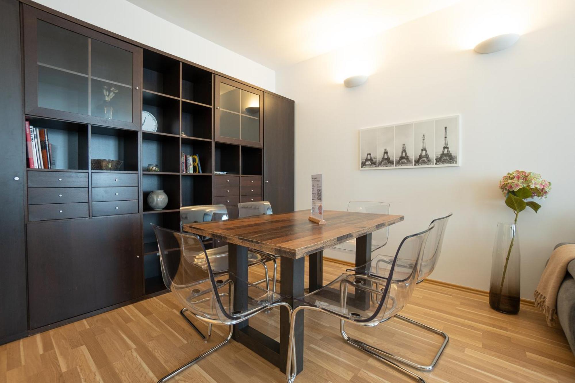 Charming Apartment With Balcony, Close To Stephansdom Cathedral Vienna Exterior photo