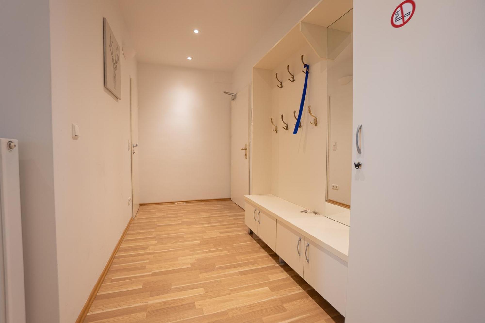 Charming Apartment With Balcony, Close To Stephansdom Cathedral Vienna Exterior photo