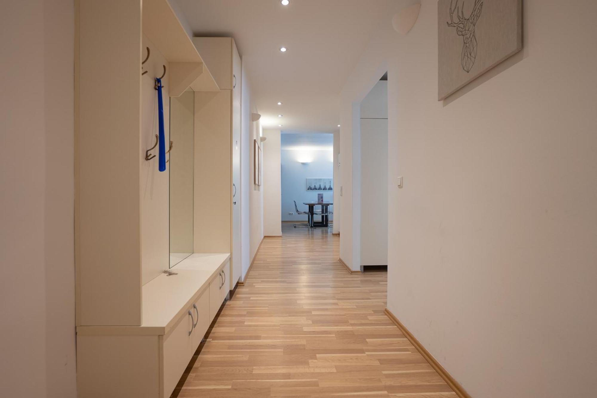 Charming Apartment With Balcony, Close To Stephansdom Cathedral Vienna Exterior photo