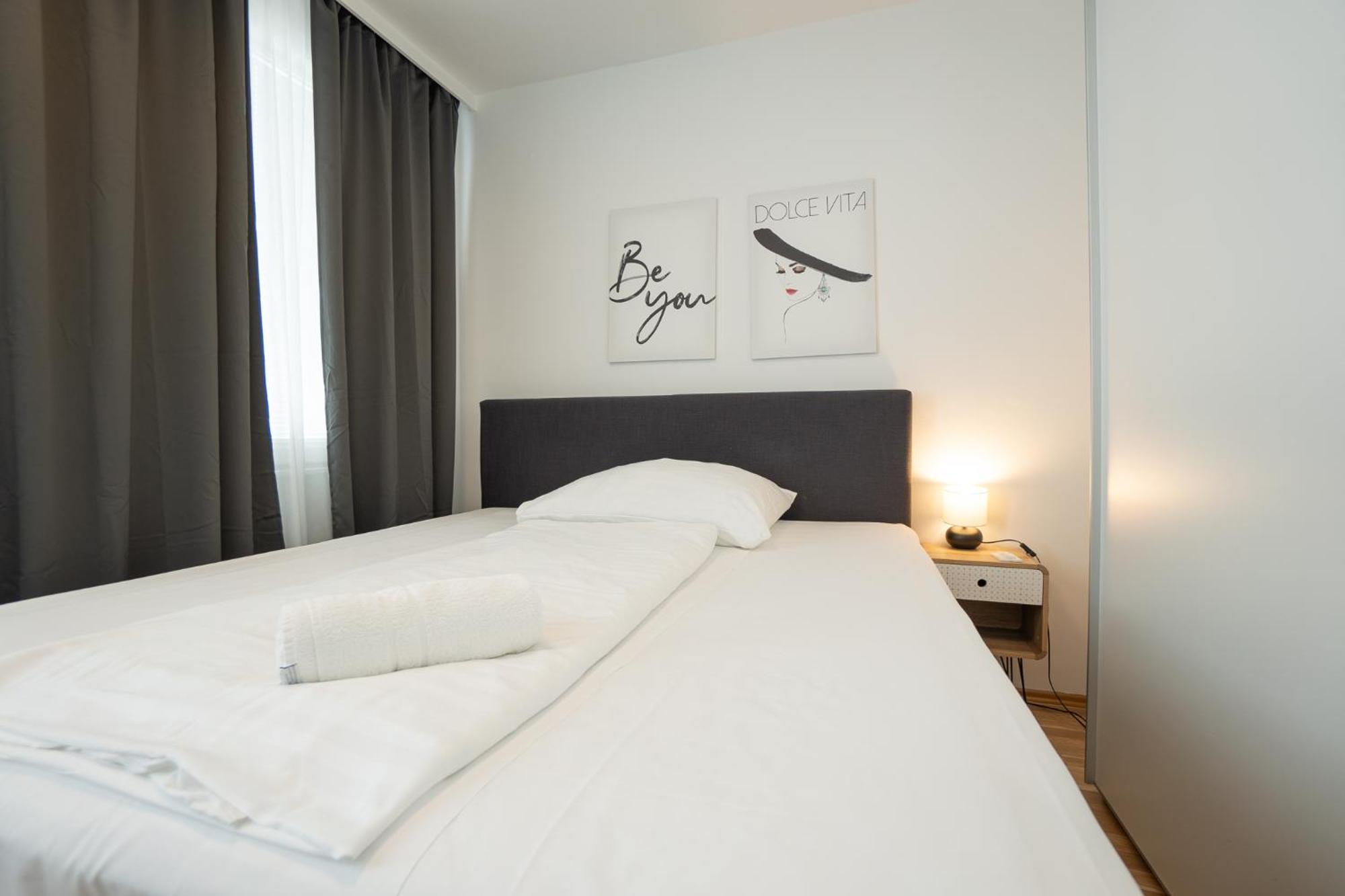 Charming Apartment With Balcony, Close To Stephansdom Cathedral Vienna Exterior photo