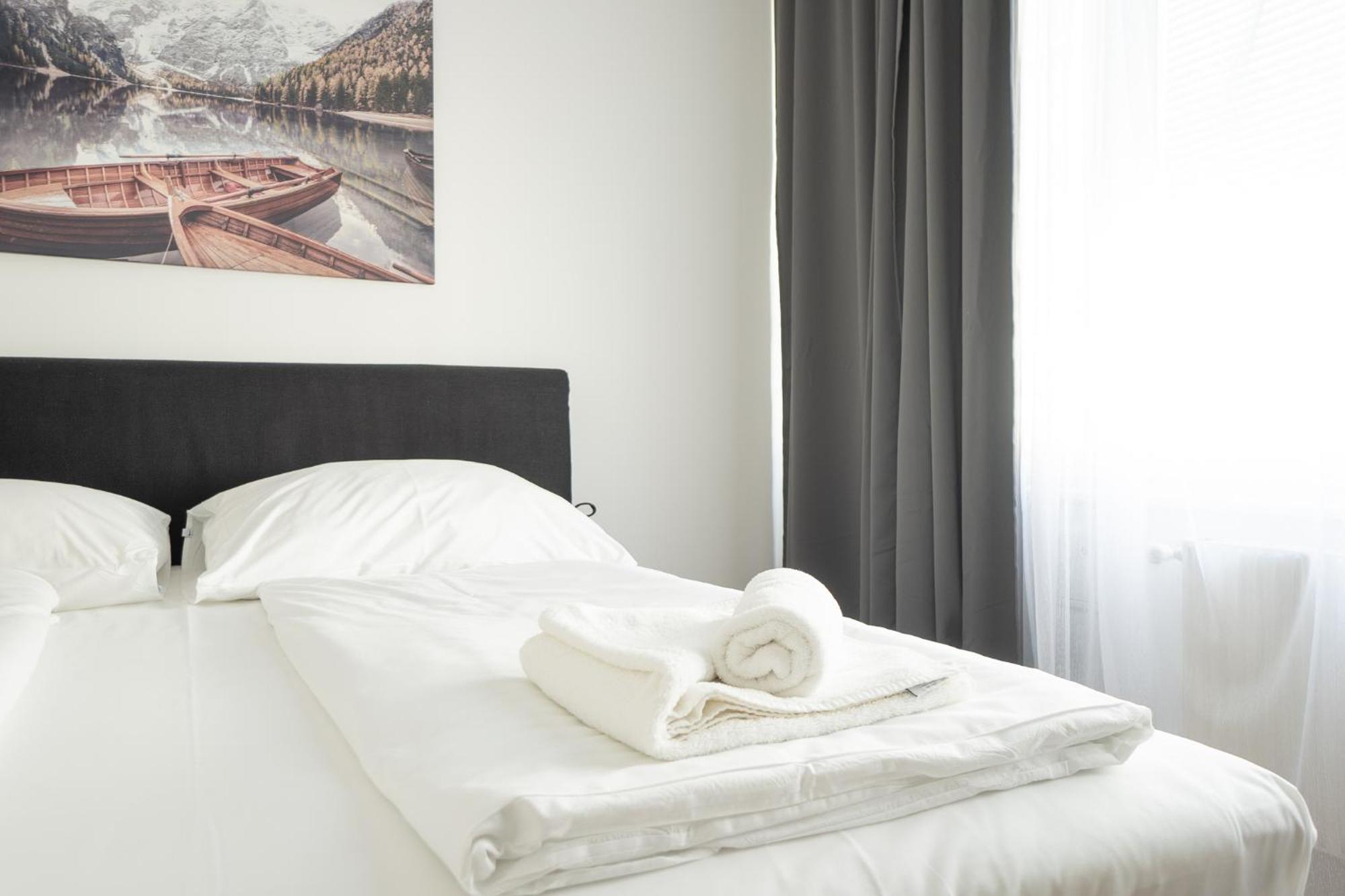 Charming Apartment With Balcony, Close To Stephansdom Cathedral Vienna Exterior photo
