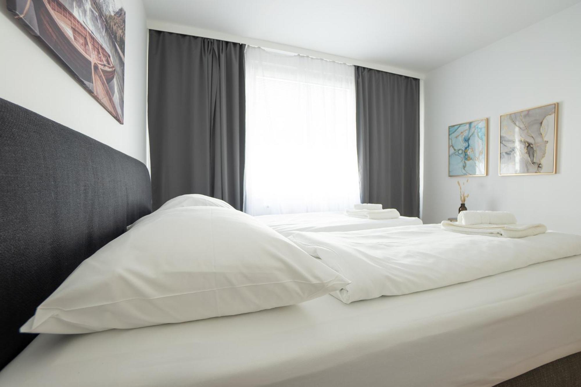 Charming Apartment With Balcony, Close To Stephansdom Cathedral Vienna Exterior photo